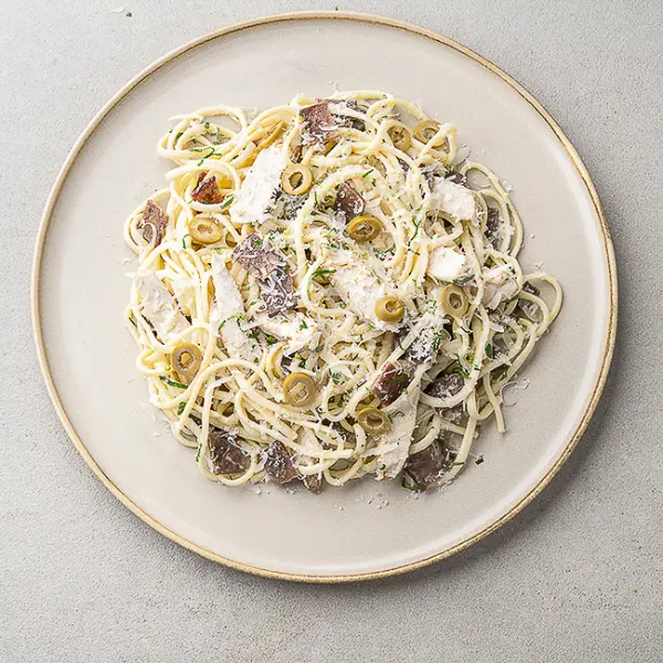 Pasta Carbonara With Parmesan Chicken